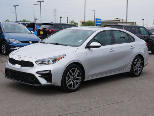 Silky Silver 2019 Kia Forte S