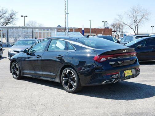 2022 Kia K5 GT-Line