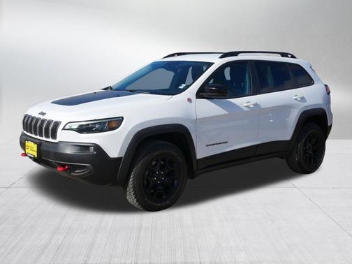 Bright White Clearcoat 2022 Jeep Cherokee Trailhawk