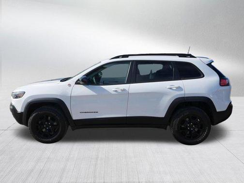 Bright White Clearcoat 2022 Jeep Cherokee Trailhawk