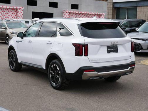 2024 Kia Sorento S