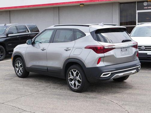 2023 Kia Seltos EX