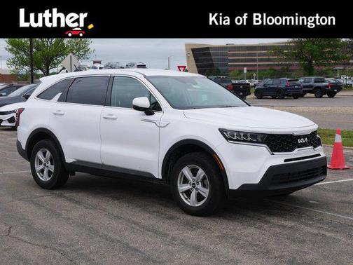 Glacial White Pearl 2023 Kia Sorento LX