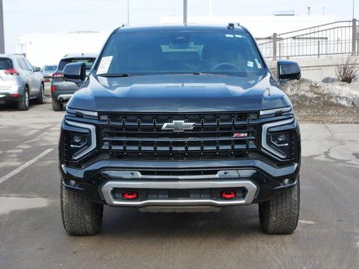 2025 Chevrolet Suburban 4WD Z71