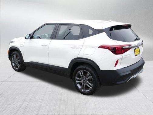 2023 Kia Seltos LX