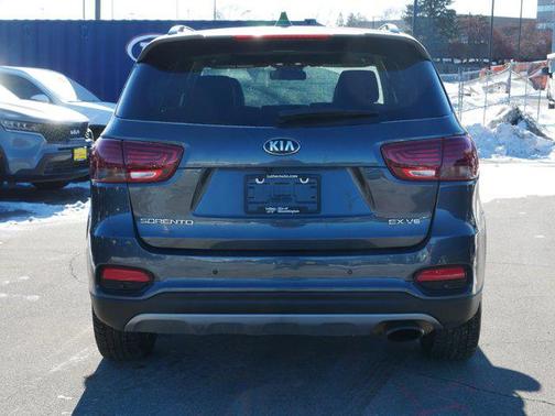2019 Kia Sorento EX