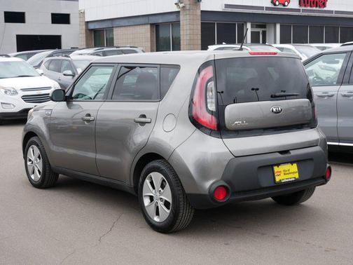 2016 Kia Soul Base