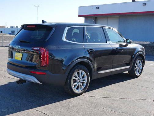 2022 Kia Telluride LX