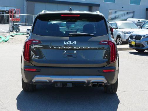 Dark Moss 2022 Kia Telluride SX