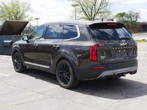 Dark Moss 2022 Kia Telluride SX
