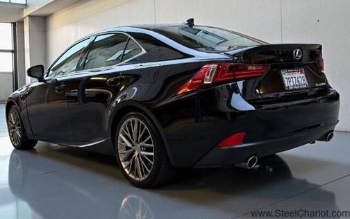 2016 Lexus IS 200t Base