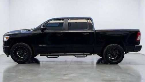 Diamond Black Crystal Pearlcoat 2019 RAM 1500 Big Horn