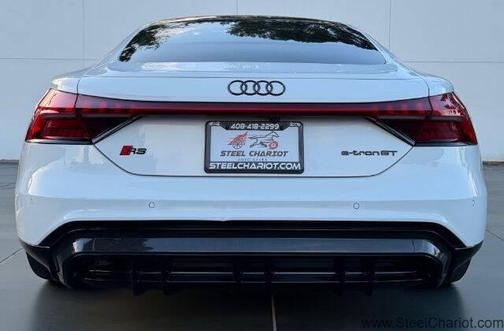 2022 Audi RS e-tron GT quattro