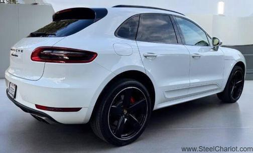 2017 Porsche Macan Turbo