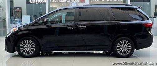 2018 Toyota Sienna XLE