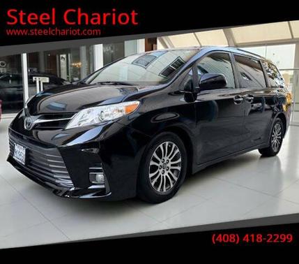 2018 Toyota Sienna XLE
