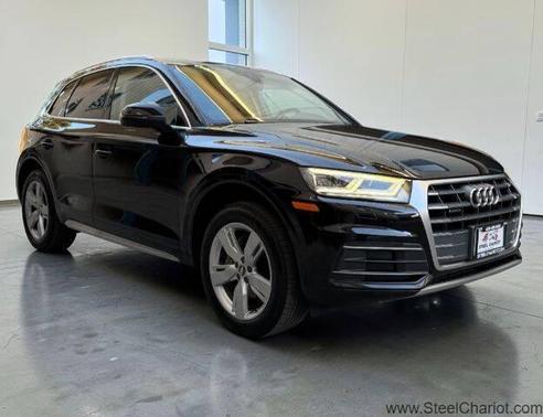 Brilliant Black 2018 Audi Q5 2.0T Tech Premium