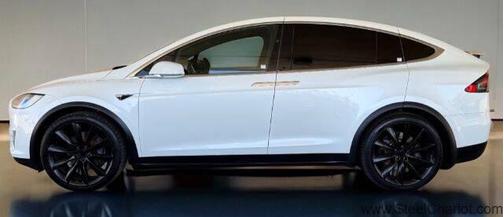 2017 Tesla Model X 75D