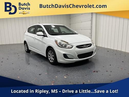 Photo 1 of 15 of 2013 Hyundai Accent GS