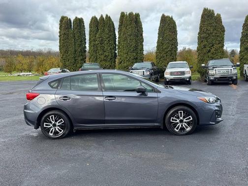 2017 Subaru Impreza 2.0i