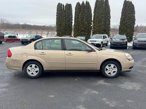 2004 Chevrolet Malibu Base