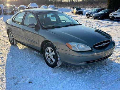 2002 Ford Taurus SES