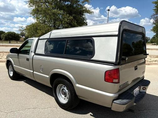 2003 GMC Sonoma SL