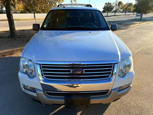 2010 Ford Explorer XLT