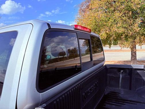 2006 Nissan Frontier LE King Cab