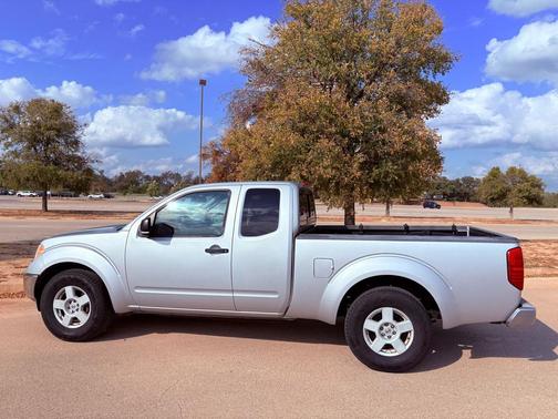 2006 Nissan Frontier LE King Cab
