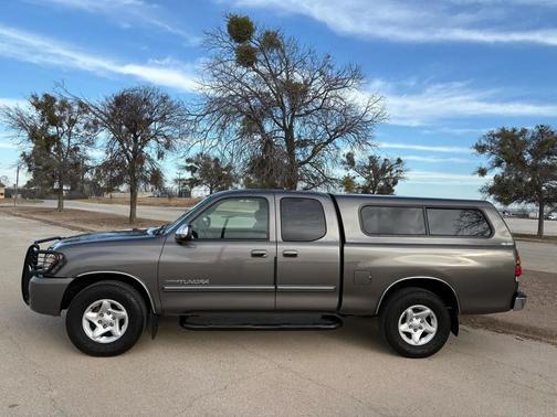 2004 Toyota Tundra SR5