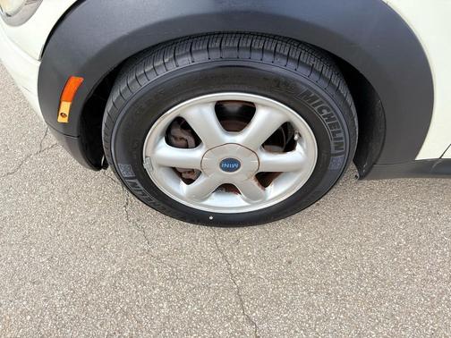 2010 MINI Cooper Base