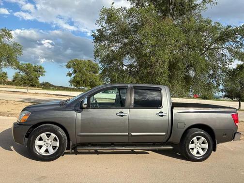 Charcoal 2005 Nissan Titan LE Crew Cab