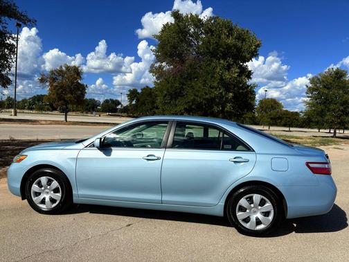 2009 Toyota Camry LE