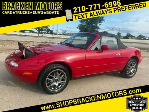 Red 1996 Mazda MX-5 Miata 2dr Convertible Base