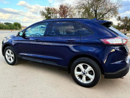 2016 Ford Edge SE