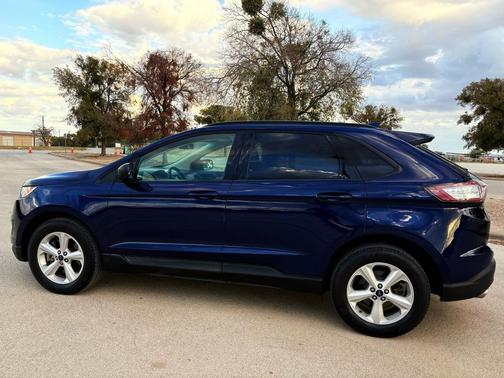 2016 Ford Edge SE