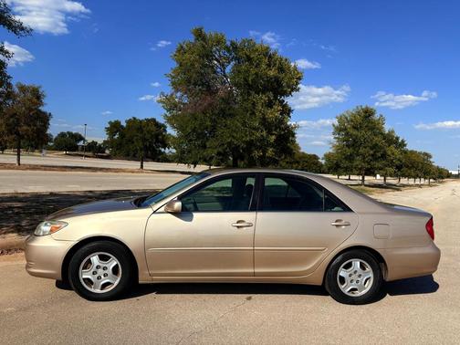 2002 Toyota Camry XLE V6