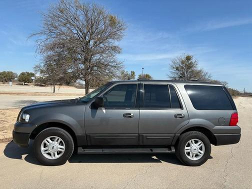 2004 Ford Expedition XLT