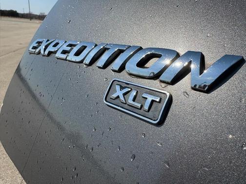 2004 Ford Expedition XLT