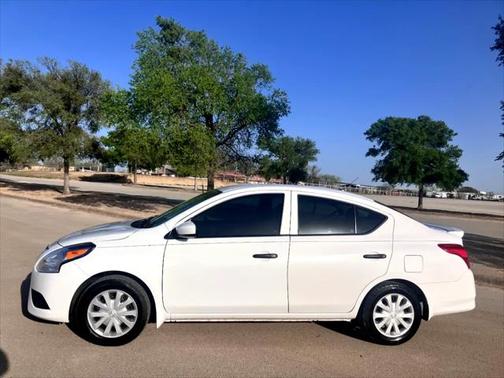 2019 Nissan Versa 1.6 S+