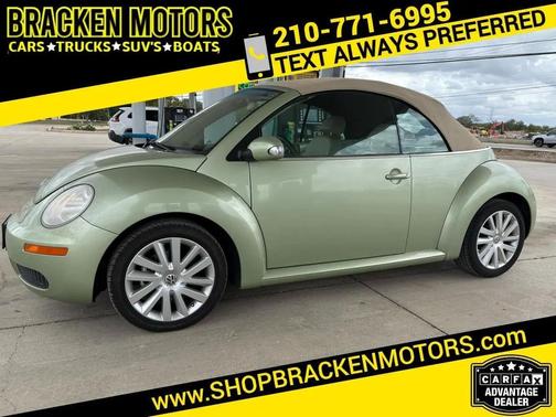 Light Green 2008 Volkswagen New Beetle SE