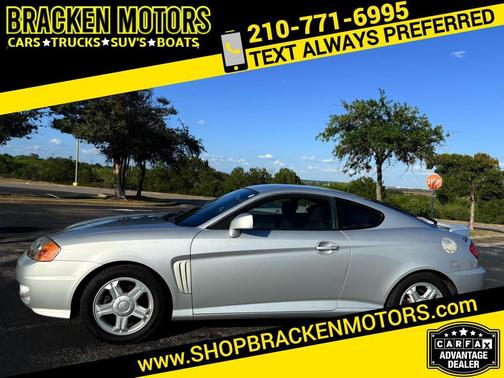2004 Hyundai Tiburon Base