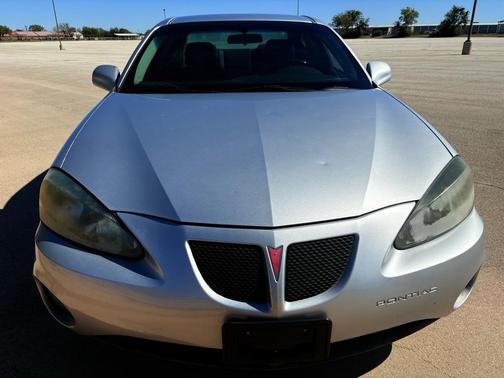2004 Pontiac Grand Prix GT2