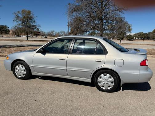 2001 Toyota Corolla S
