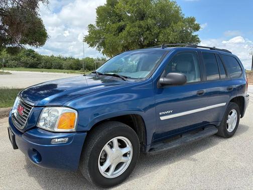 Superior Blue Metallic 2006 GMC Envoy SLE