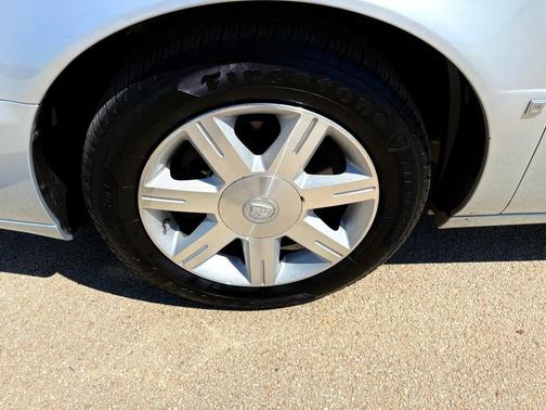 2006 Cadillac DTS Base