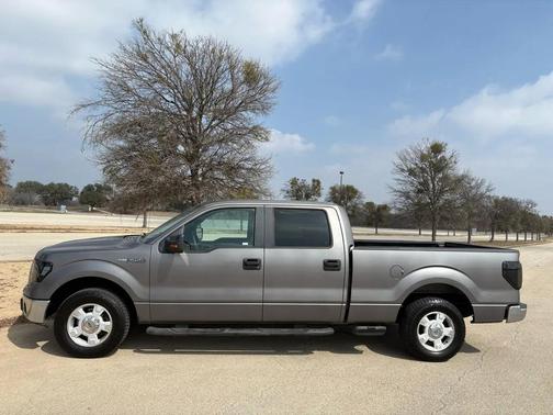 2009 Ford F-150 XLT SuperCrew