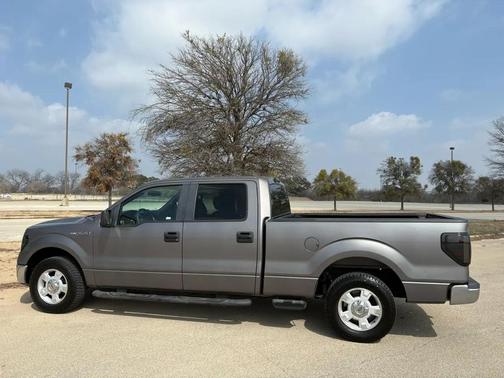 2009 Ford F-150 XLT SuperCrew
