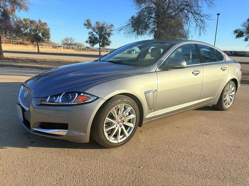 2015 Jaguar XF 2.0T Premium